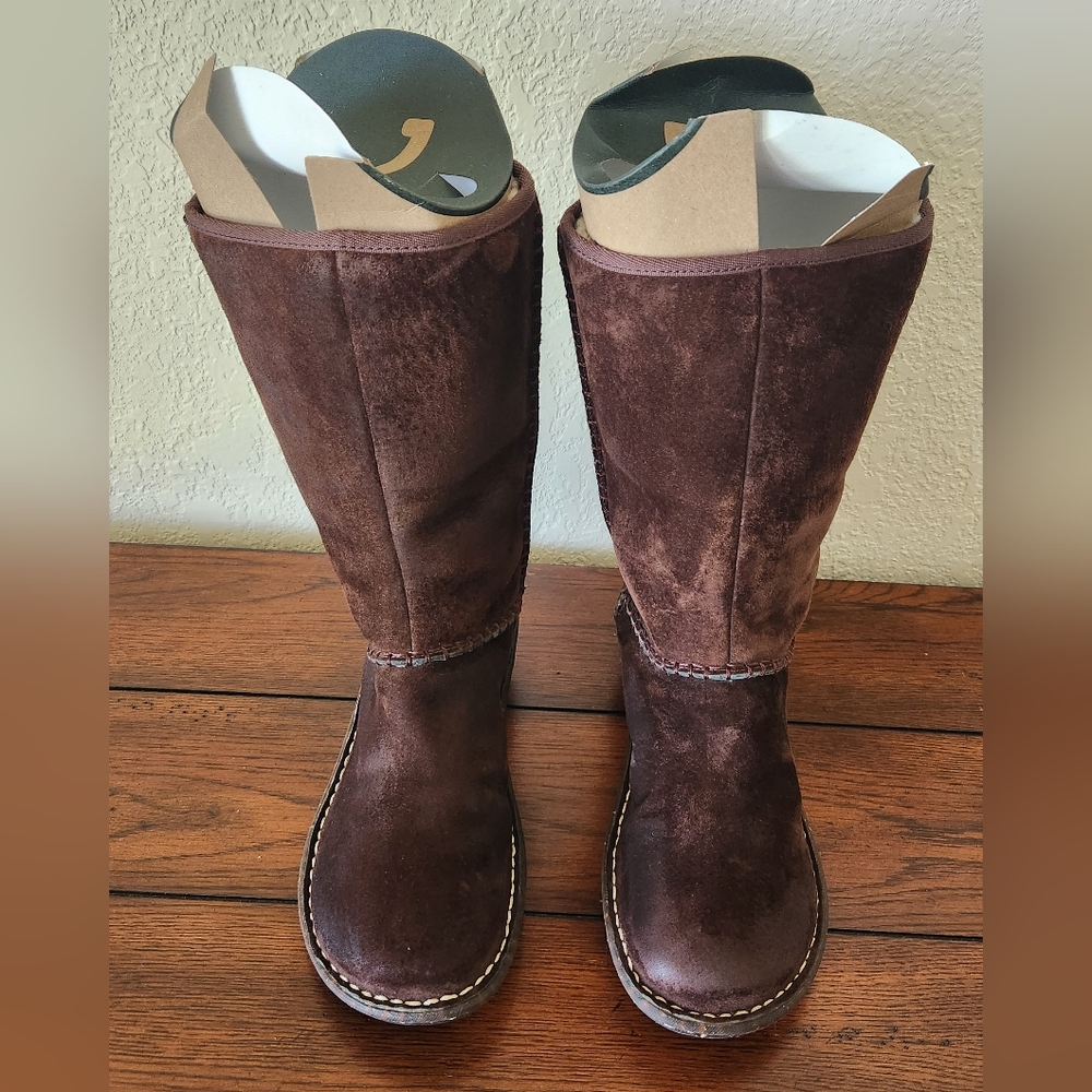 UGG Haywell Brown Suede Leather Sherpa Lined Boots #1001669